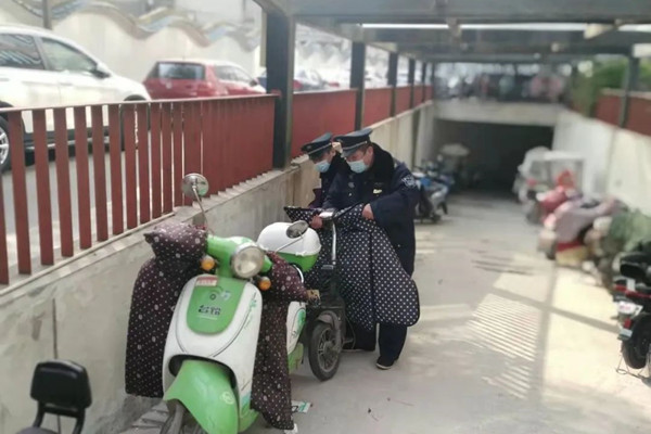 中保恒杰淮南保安公司淮南市第一人民醫(yī)院項目隊安保巡邏及安全隱患排查